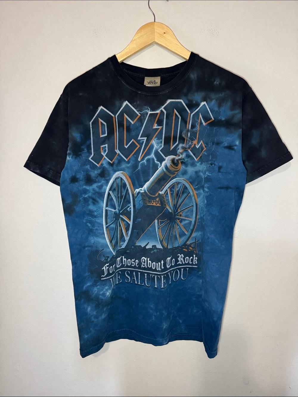 AC/DC We Salute You T-Shirt / 2013 / Medium / Liquid Blue
